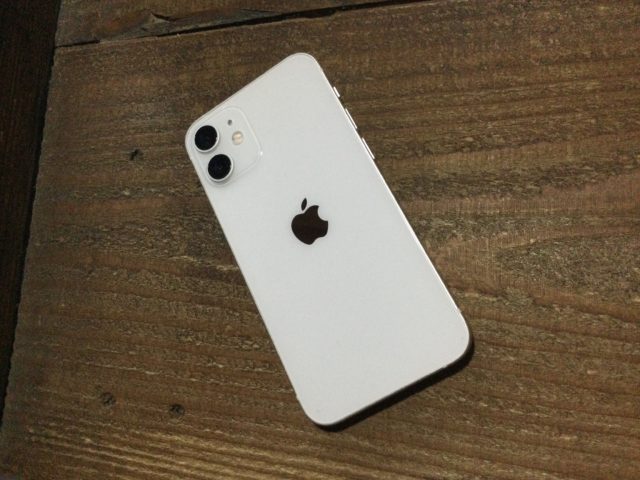 iPhone 12 mini(128GB)ホワイト